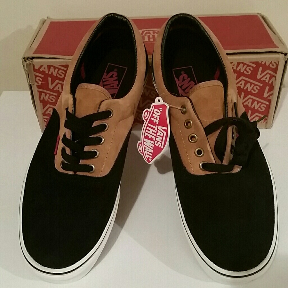 NWT! VANS Suede 2 Tone Shoes